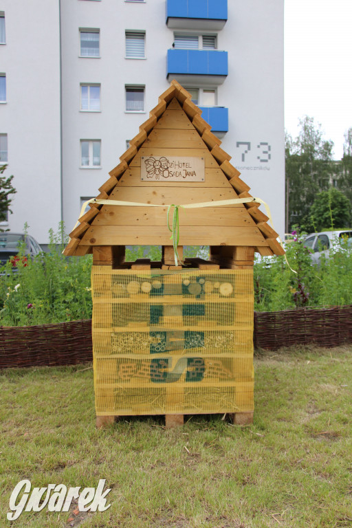 Osada Jana. Hotel dla pszczół i zapylaczy otwarty