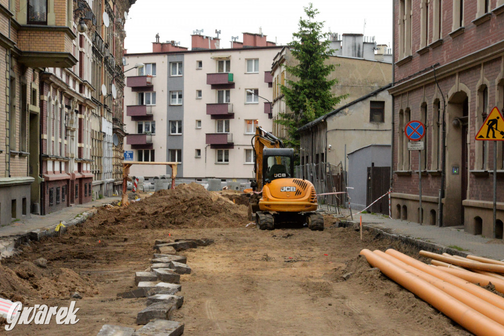 Wyburzają, rozkopują, przebudowują. Tak to wygląda