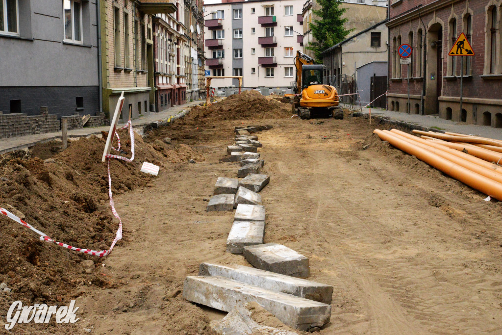 Wyburzają, rozkopują, przebudowują. Tak to wygląda