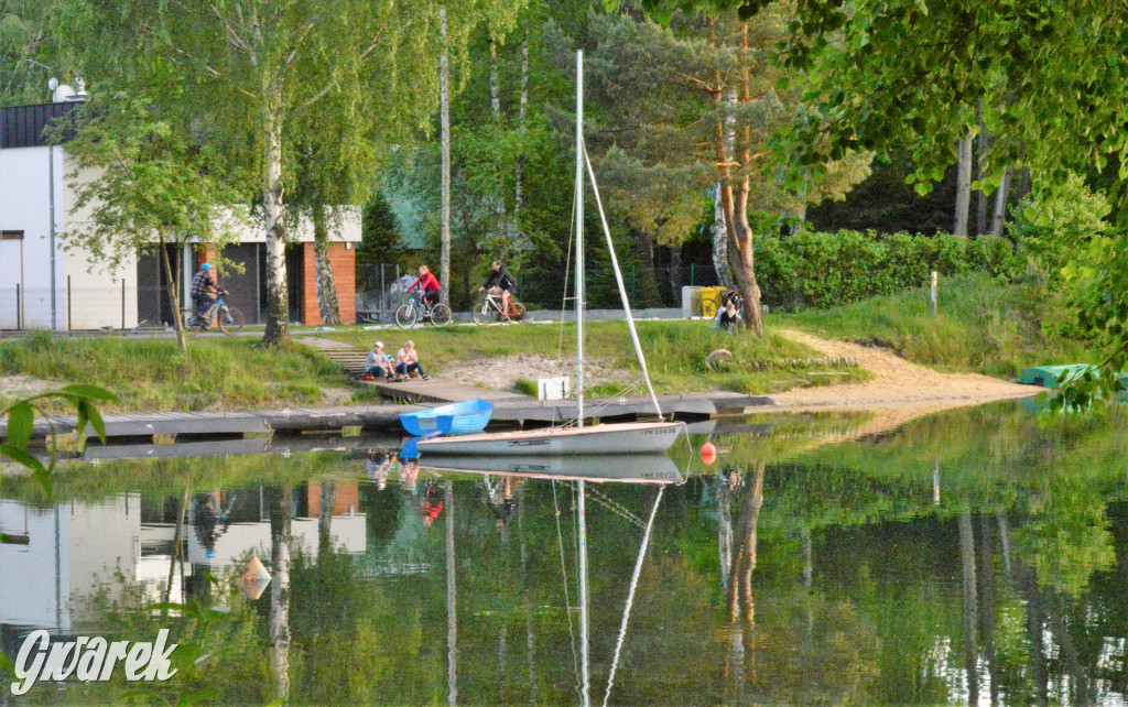 Chechło wieczorową porą. Dobre miejsce na spacer