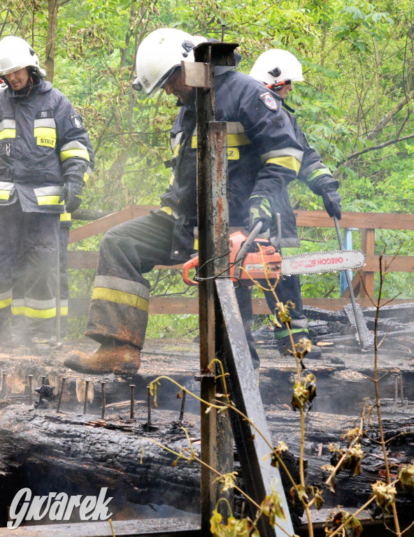 Spłonął most nad Małą Panwią