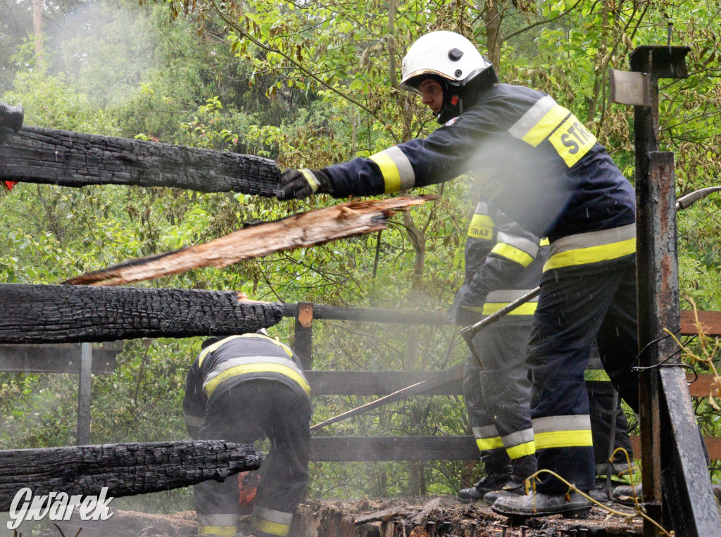 Spłonął most nad Małą Panwią