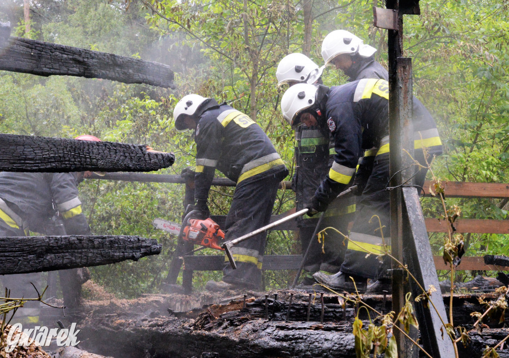 Spłonął most nad Małą Panwią