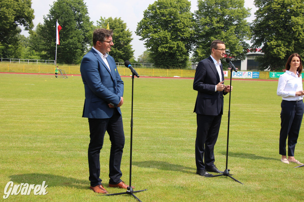 Premier Morawiecki na stadionie TS Gwarek