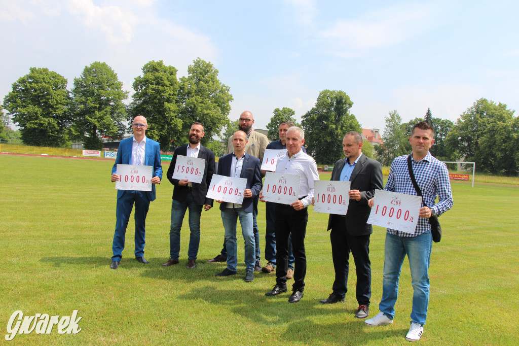 Premier Morawiecki na stadionie TS Gwarek