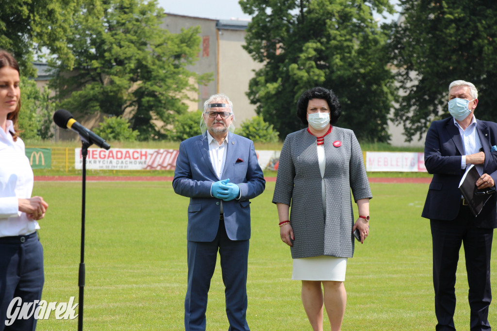 Premier Morawiecki na stadionie TS Gwarek