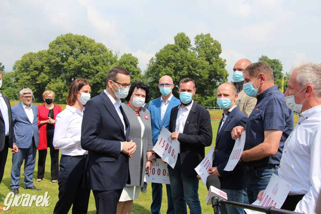 Premier Morawiecki na stadionie TS Gwarek