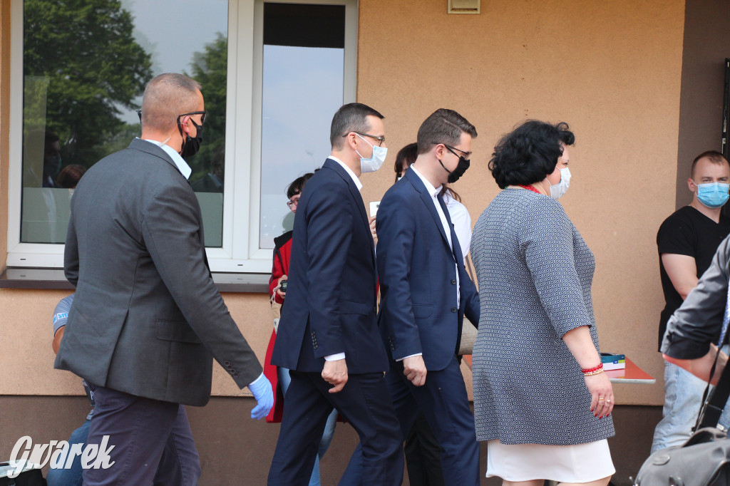 Premier Morawiecki na stadionie TS Gwarek