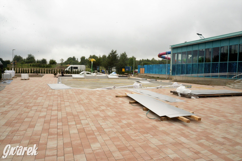 Tarnowskie Góry. Wodny plac zabaw na finiszu