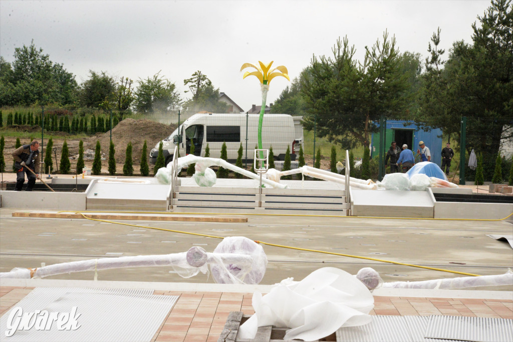 Tarnowskie Góry. Wodny plac zabaw na finiszu