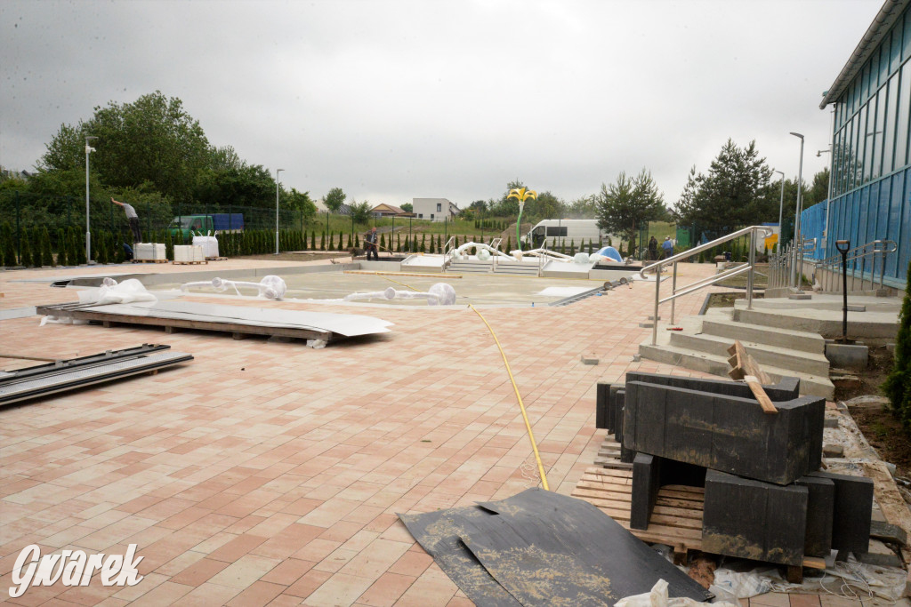 Tarnowskie Góry. Wodny plac zabaw na finiszu