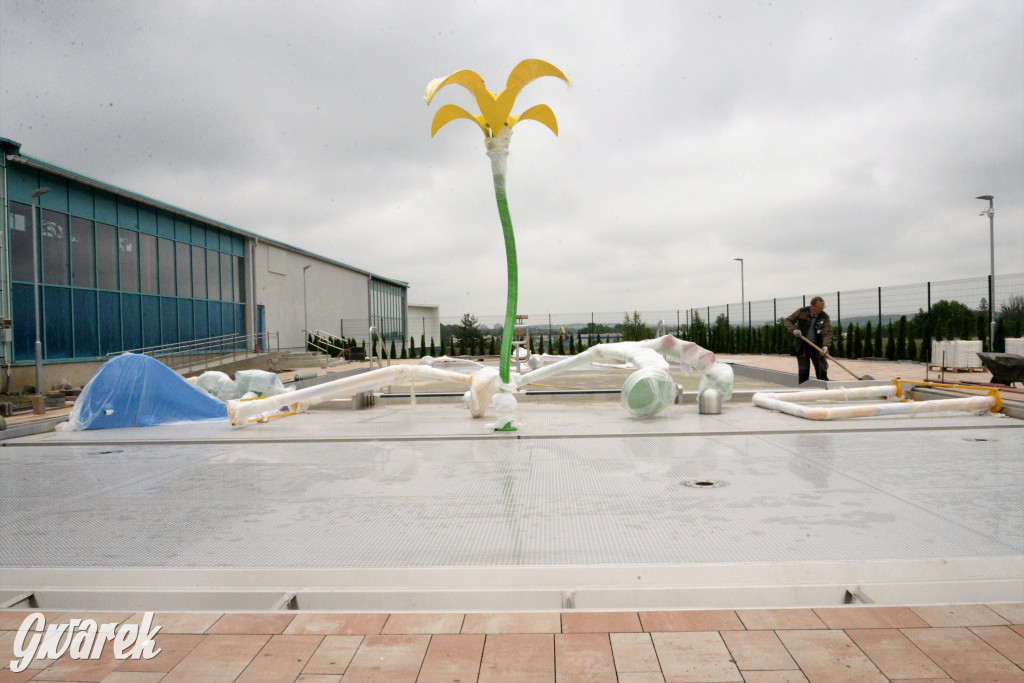 Tarnowskie Góry. Wodny plac zabaw na finiszu