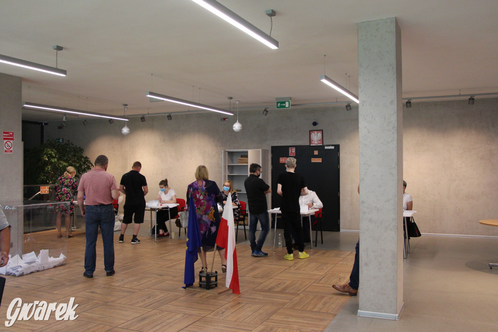 Wybory prezydenckie. W Tarnowskich Górach kolejki do urn