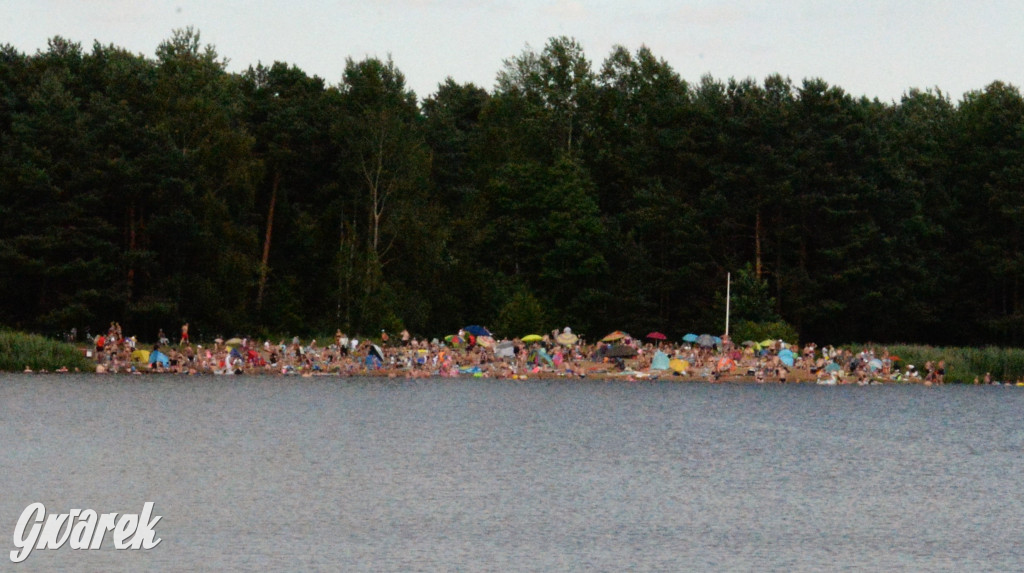 Tłumy nad wodą. Chechło i Zieloną okupują letnicy