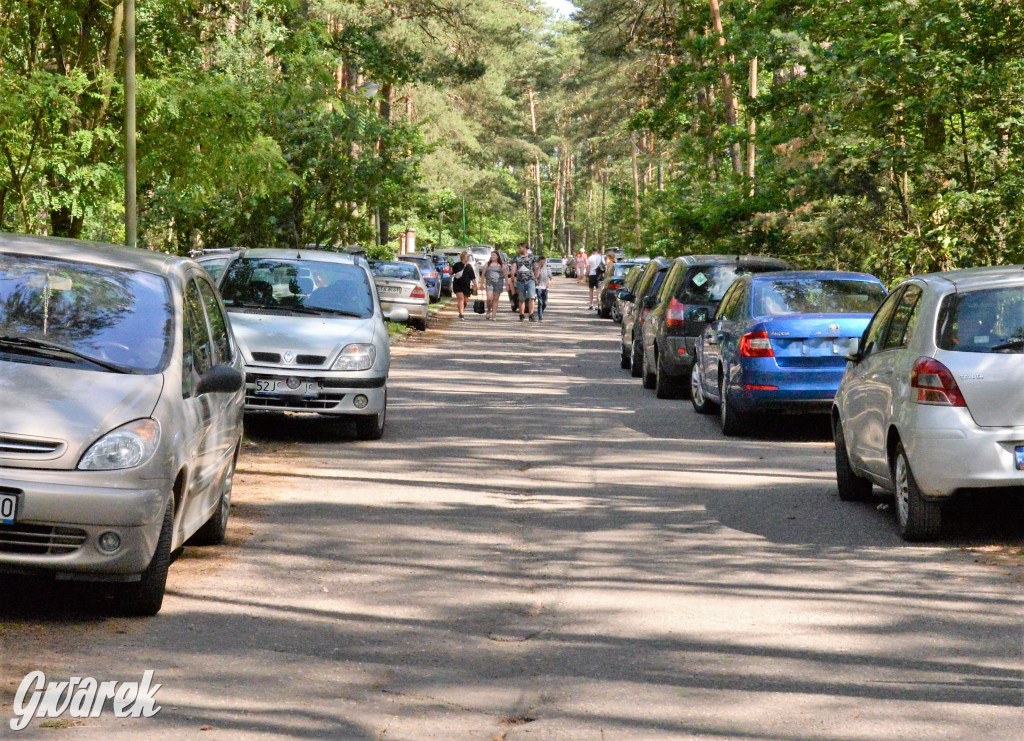 Tłumy nad wodą. Chechło i Zieloną okupują letnicy
