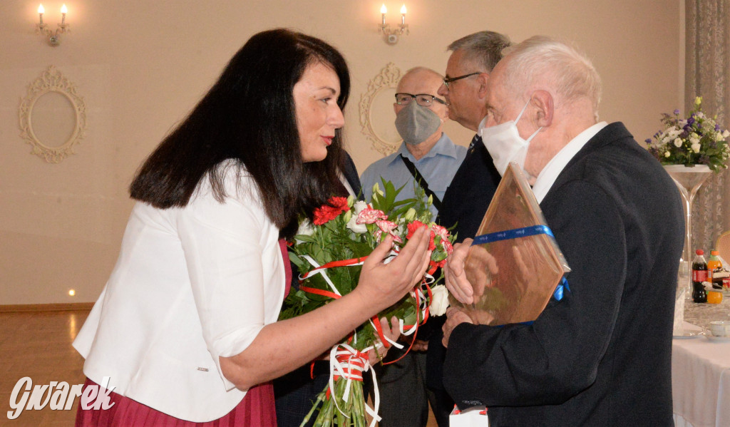 Prezydent odznaczył dwójkę tarnogórzan