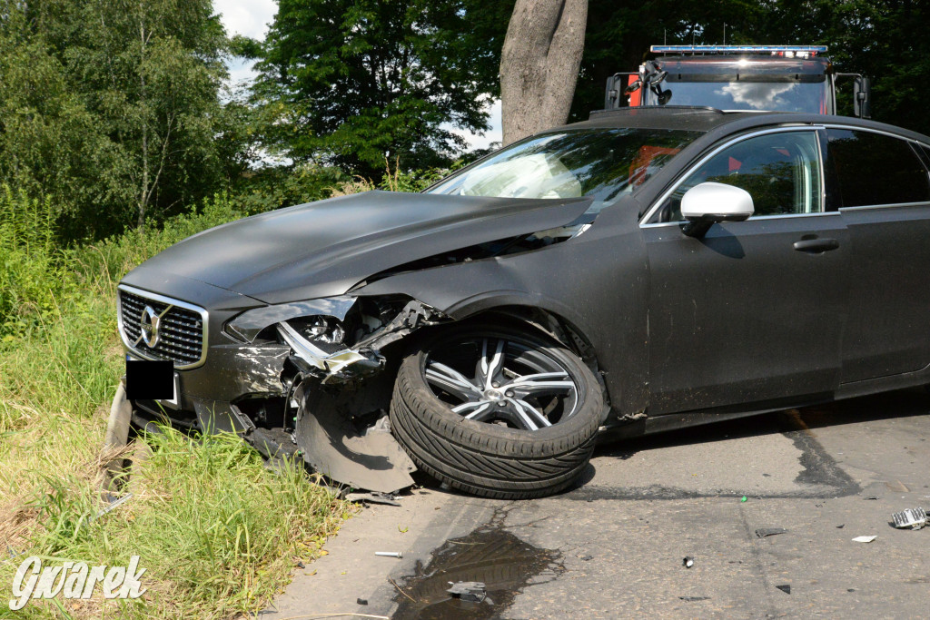 Tarnowskie Góry - Laryszów. Wypadek na prostej drodze