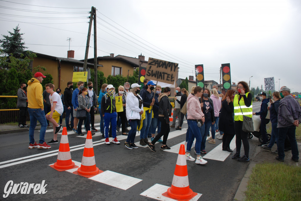 Protest mieszkańców na Tarnogórskiej w Świerklańcu