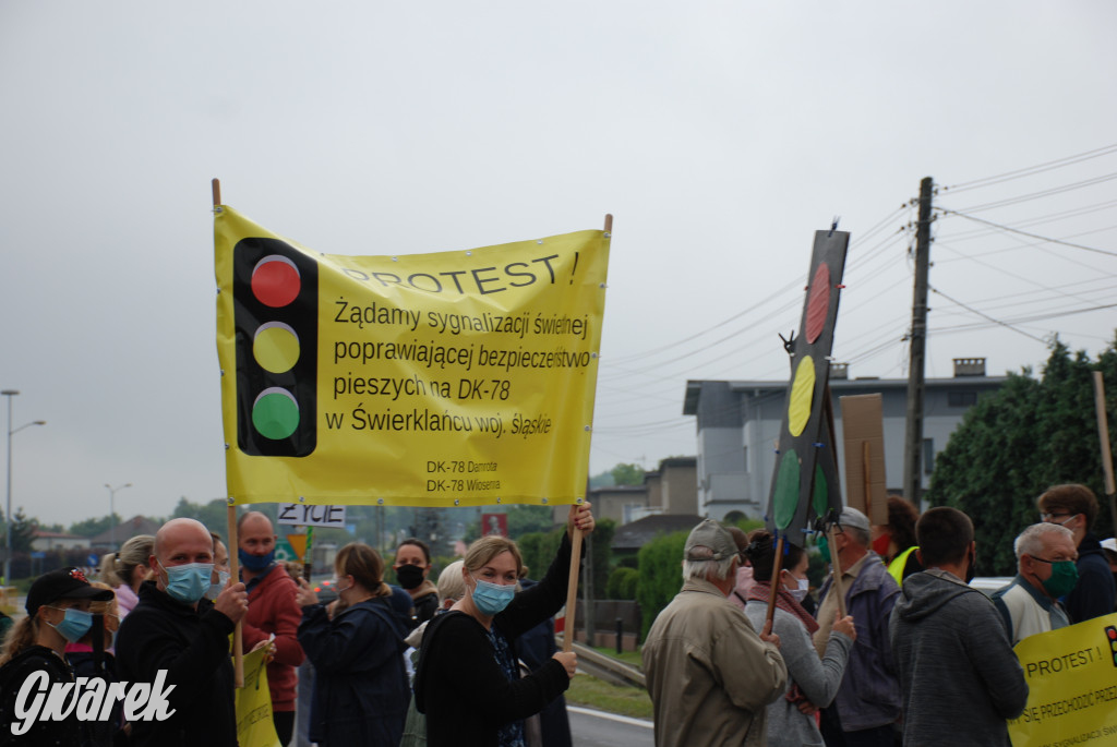 Protest mieszkańców na Tarnogórskiej w Świerklańcu