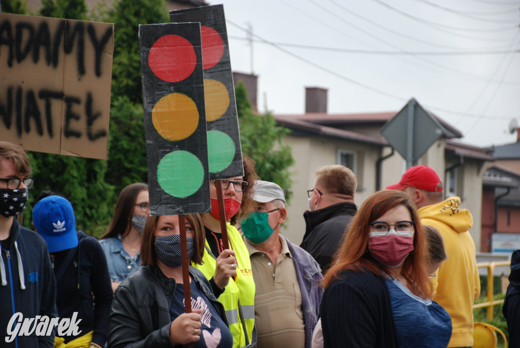 Protest mieszkańców na Tarnogórskiej w Świerklańcu