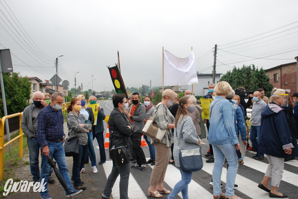 Protest mieszkańców na Tarnogórskiej w Świerklańcu