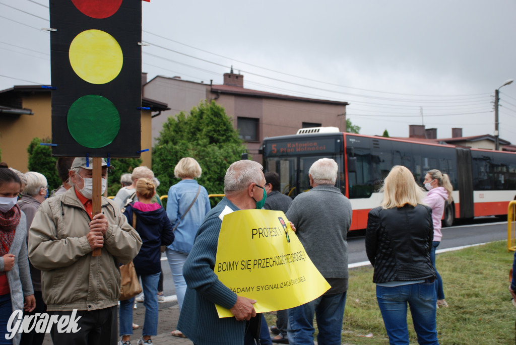 Protest mieszkańców na Tarnogórskiej w Świerklańcu