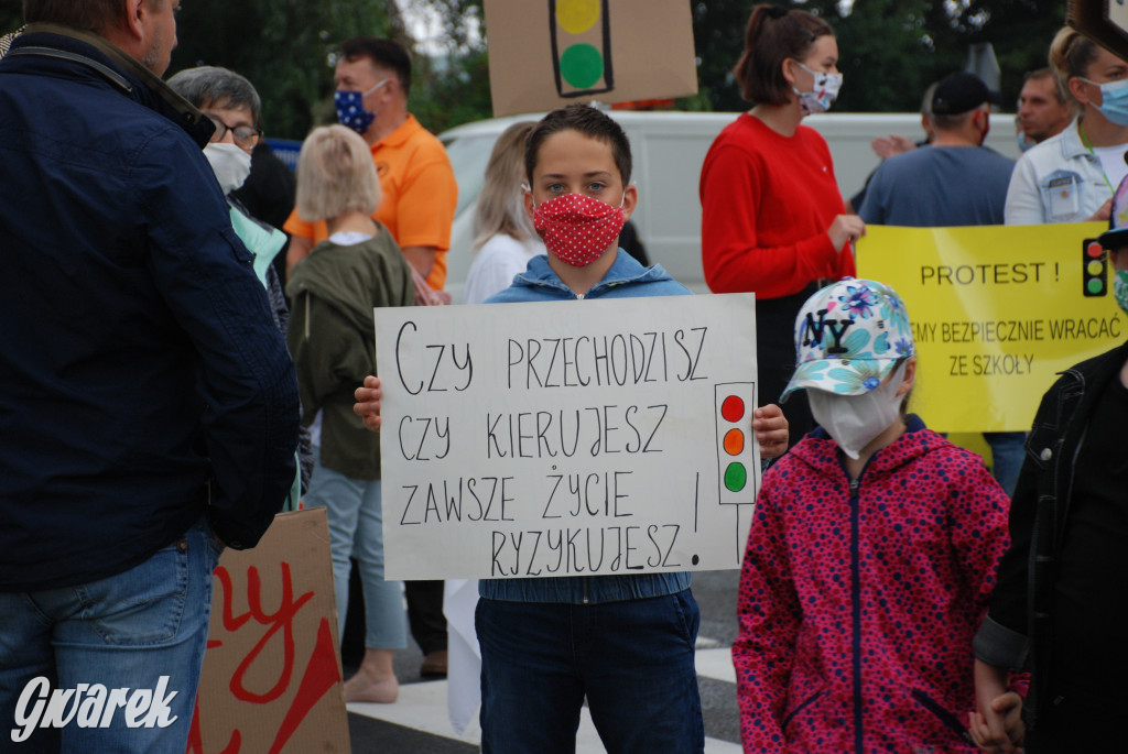 Protest mieszkańców na Tarnogórskiej w Świerklańcu