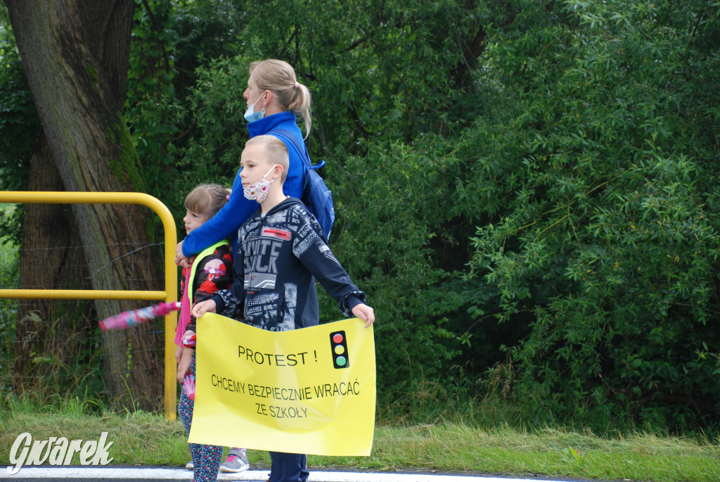 Protest mieszkańców na Tarnogórskiej w Świerklańcu