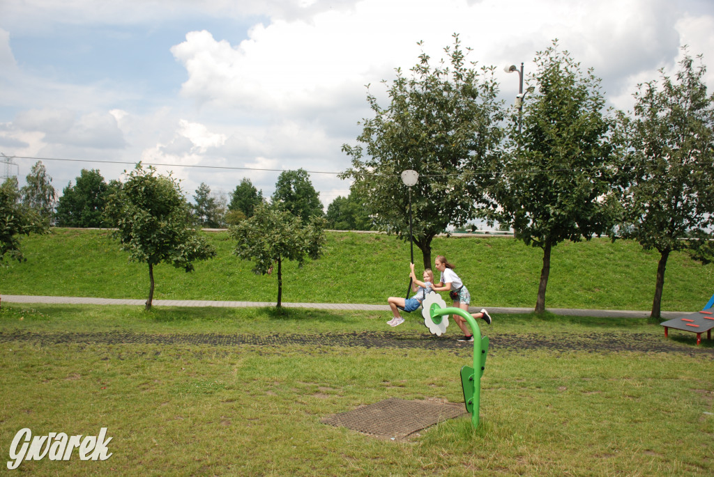 Basen otwarty, wodny i piracki plac zabaw czekają