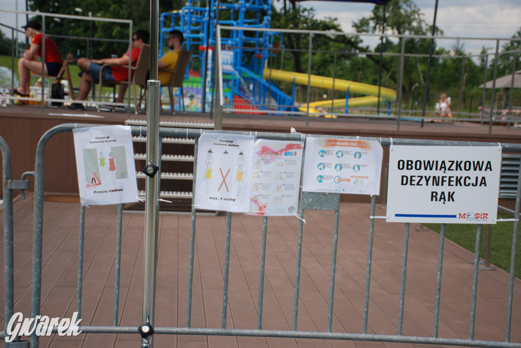 Basen otwarty, wodny i piracki plac zabaw czekają