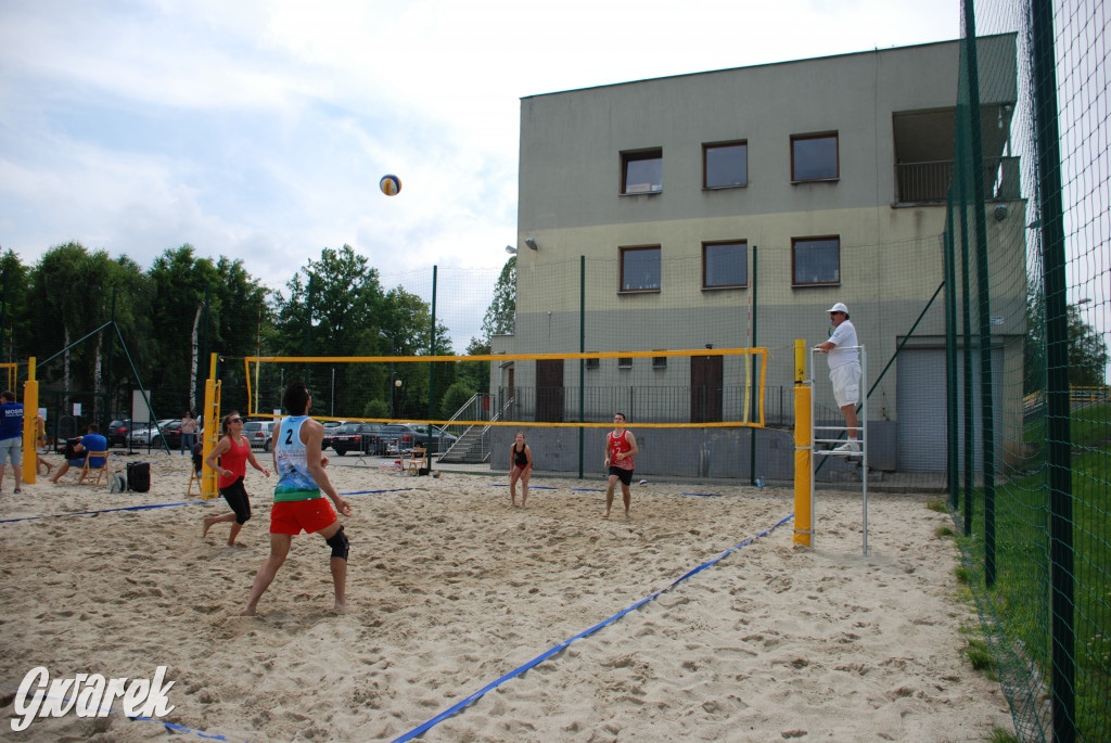 Basen otwarty, wodny i piracki plac zabaw czekają