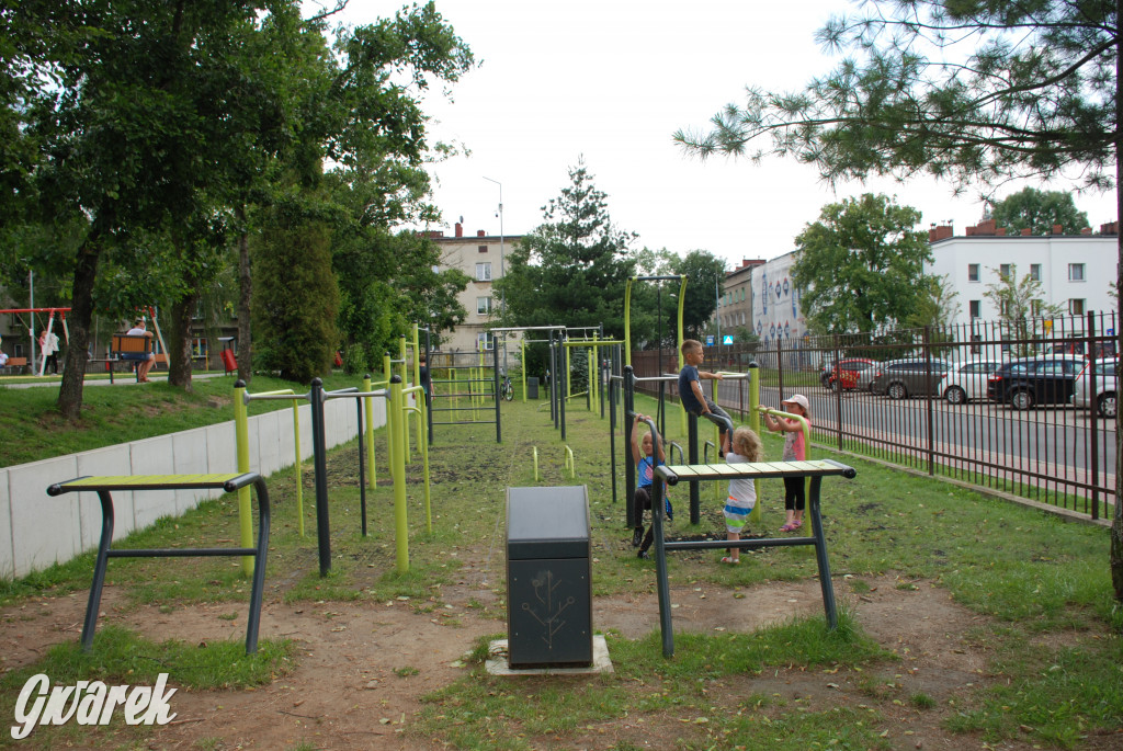 Basen otwarty, wodny i piracki plac zabaw czekają