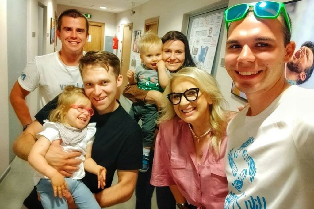 Pieszo z Tarnowskich Gór do Giżycka. Dla Laury