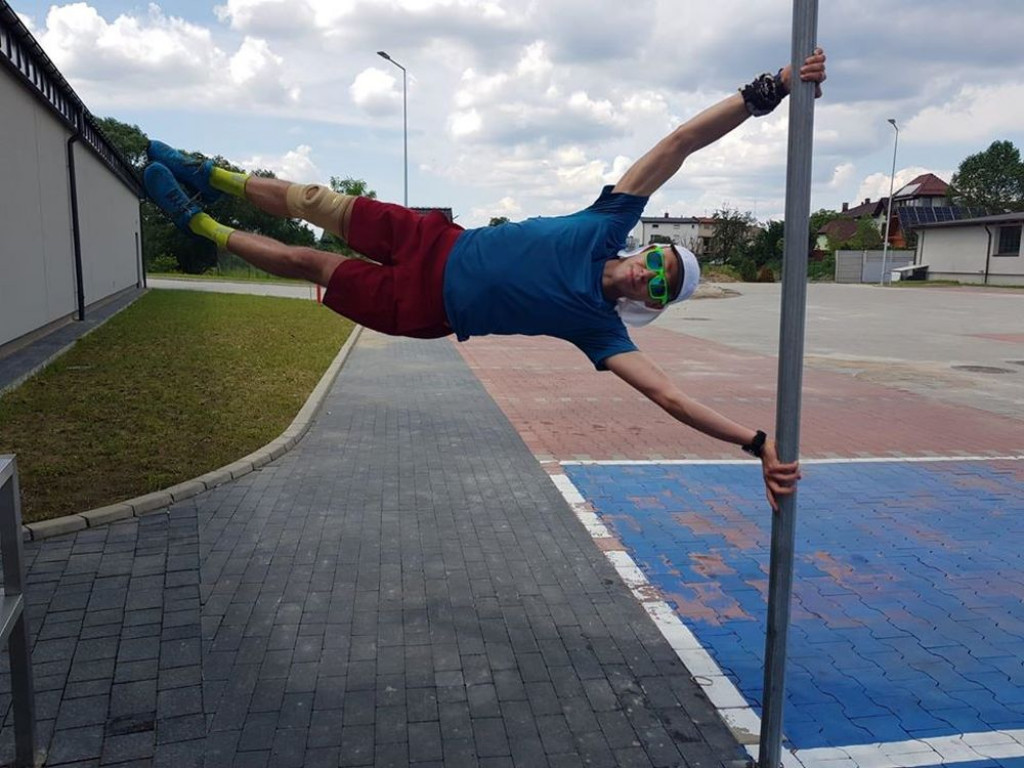 Pieszo z Tarnowskich Gór do Giżycka. Dla Laury