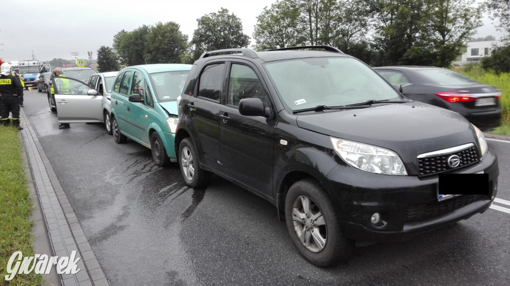 Zderzenie pięciu aut na Zagórskiej