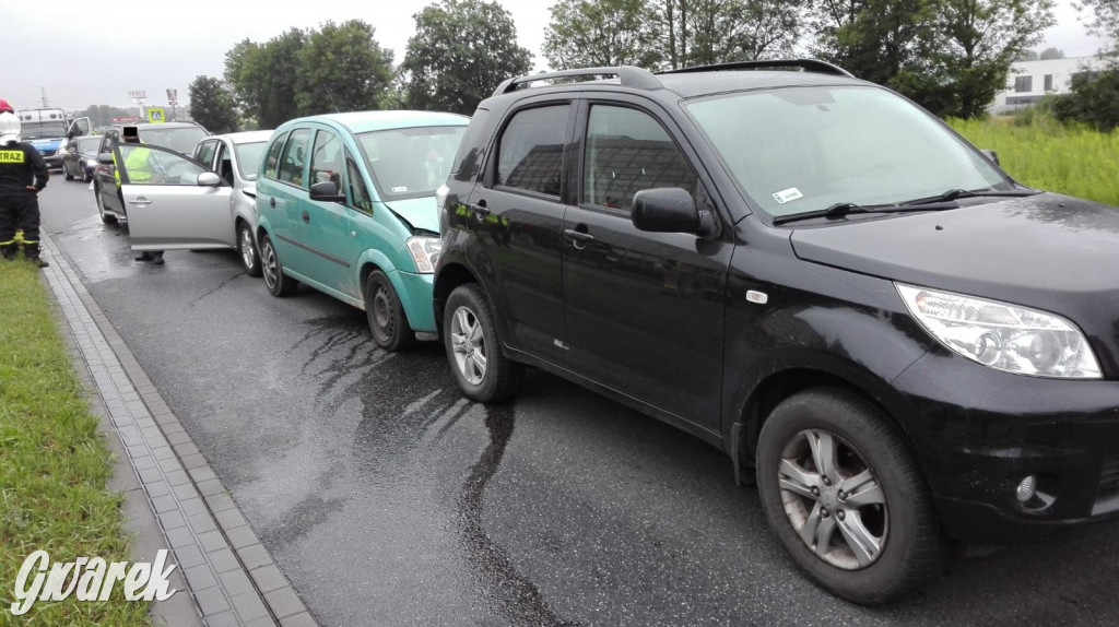 Zderzenie pięciu aut na Zagórskiej