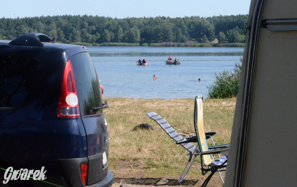 Kogo szukają nad zalewem Nakło-Chechło?
