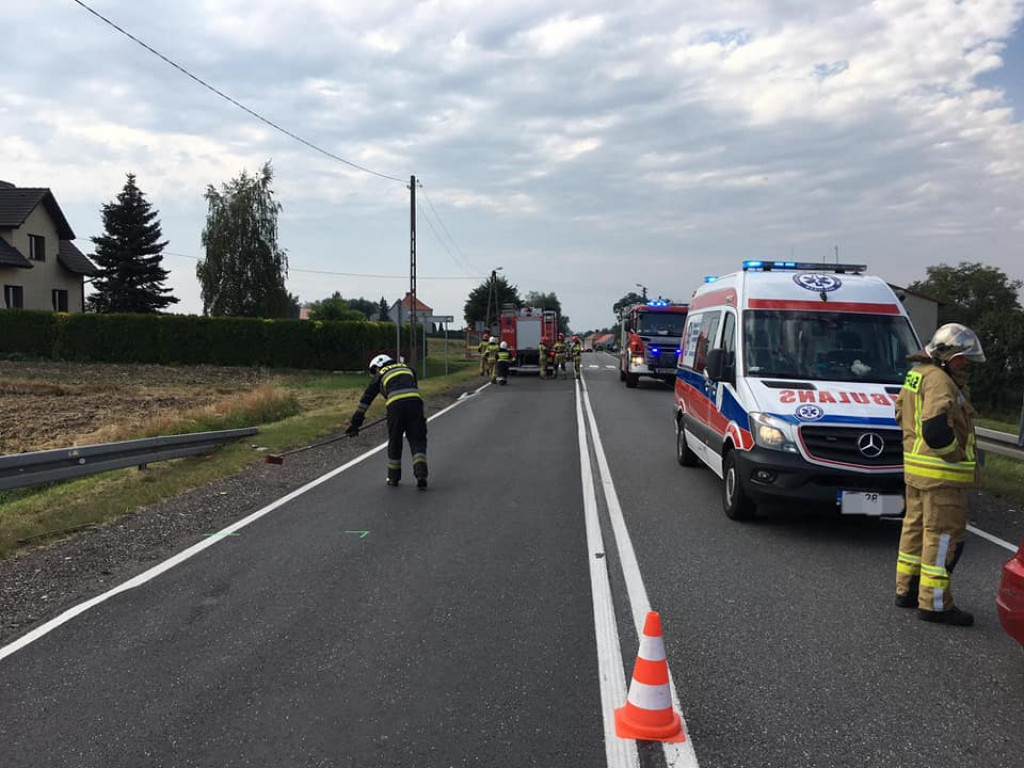 Skrzyżowanie w Boniowicach. Zderzenie trzech aut