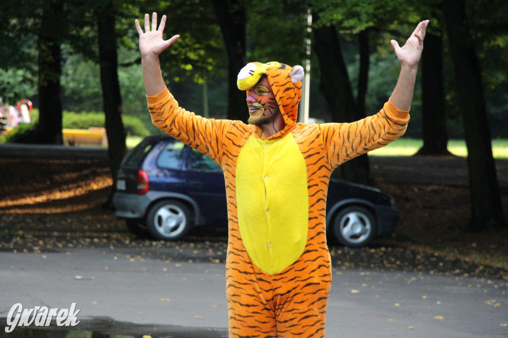 Teatralne Parkowanie z Niespasowanymi