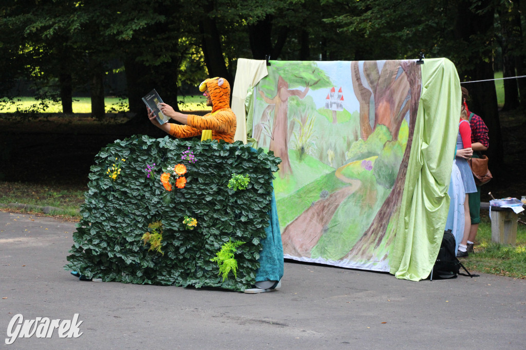 Teatralne Parkowanie z Niespasowanymi