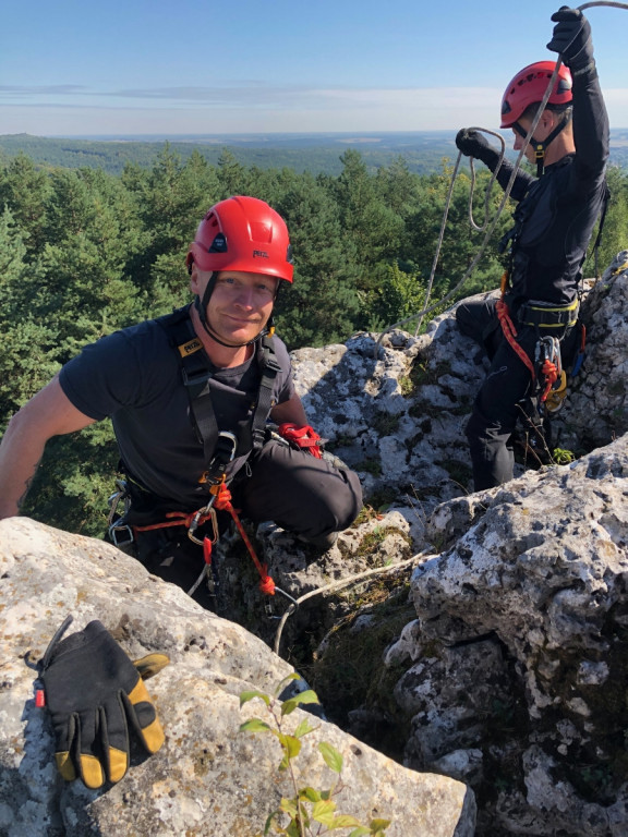Strażacy z Radzionkowa ćwiczyli na skałach