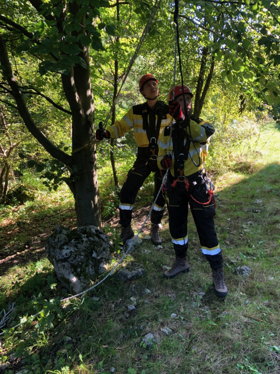 Strażacy z Radzionkowa ćwiczyli na skałach