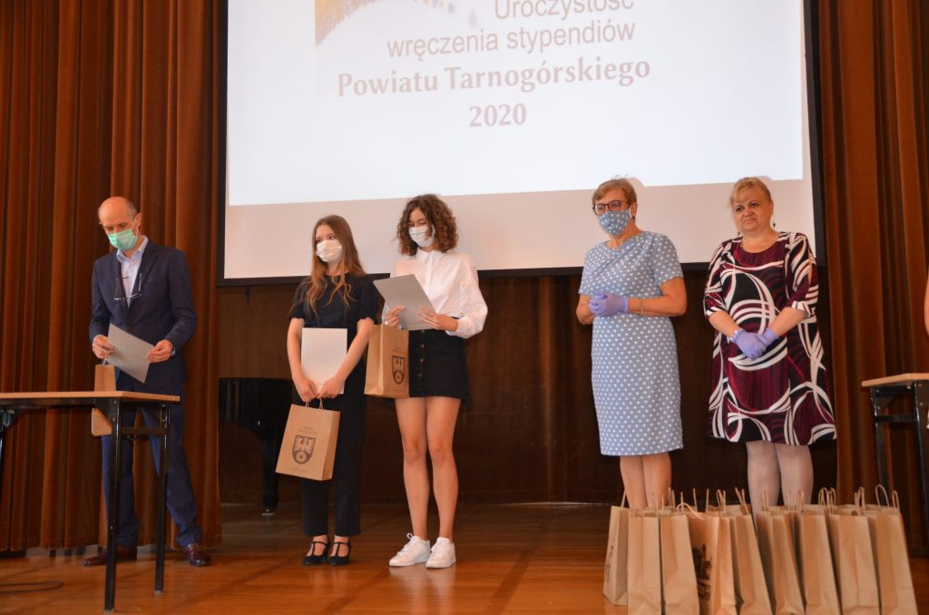 Stypendia dla uzdolnionej młodzieży