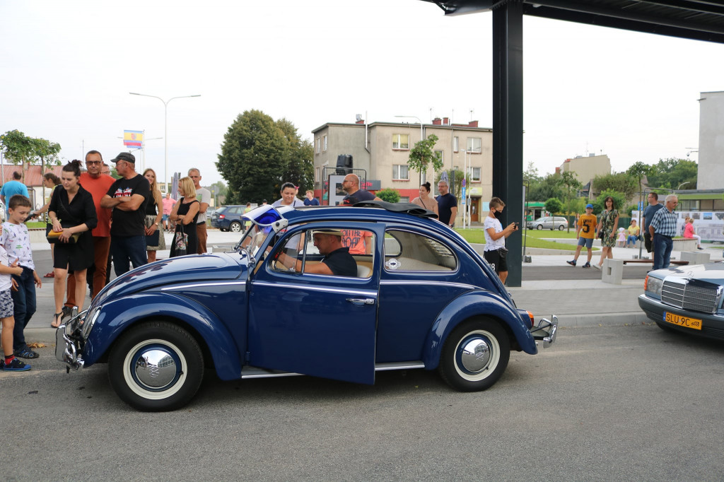 W Lublińcu otwarto nowoczesne centrum przesiadkowe