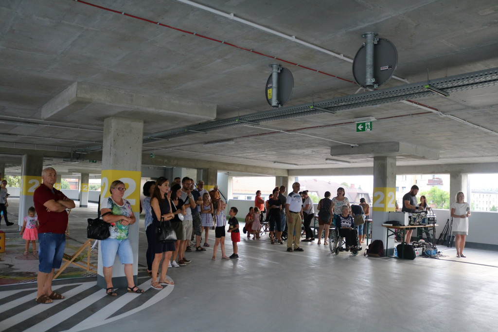 W Lublińcu otwarto nowoczesne centrum przesiadkowe