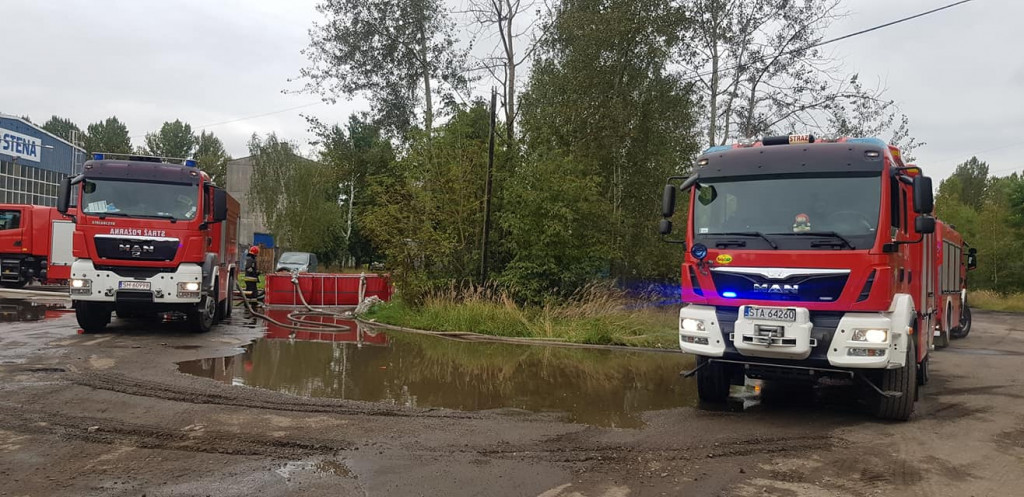 OSP z naszego powiatu gasiły pożar wysypiska w Sosnowcu