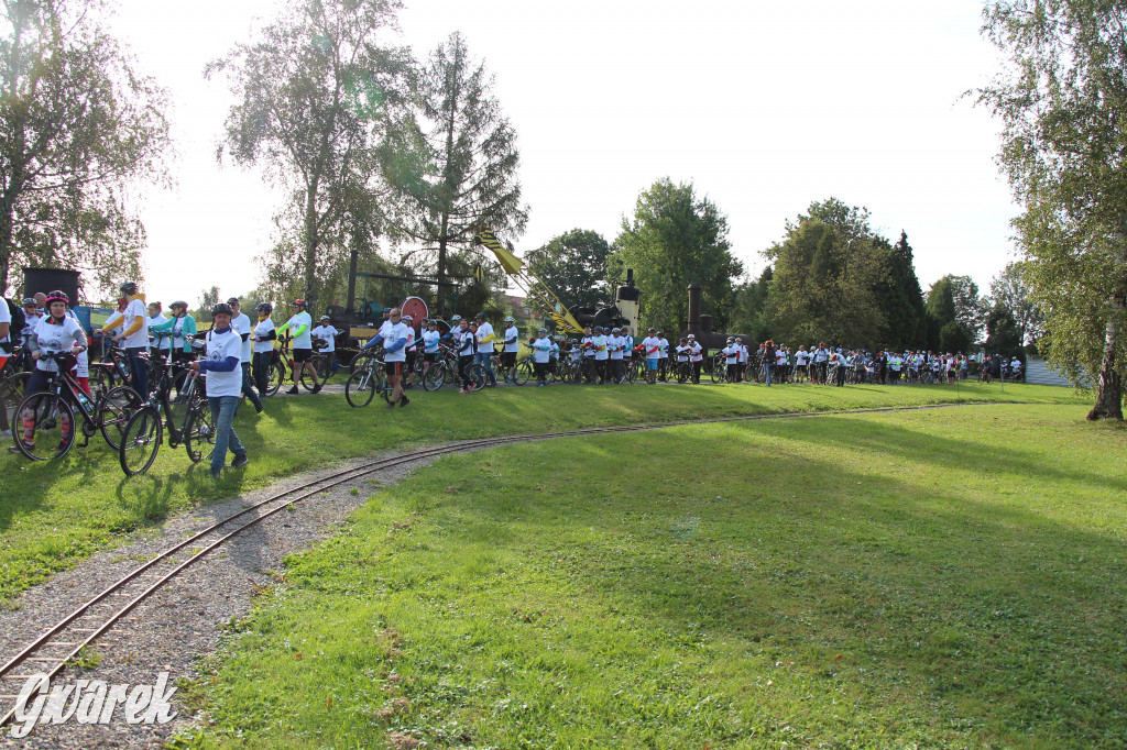 200 rowerzystów jedzie tropami górnośląskiej szlachty