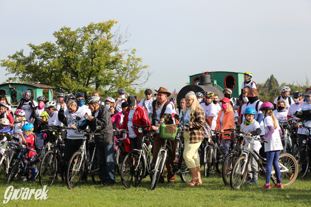 200 rowerzystów jedzie tropami górnośląskiej szlachty