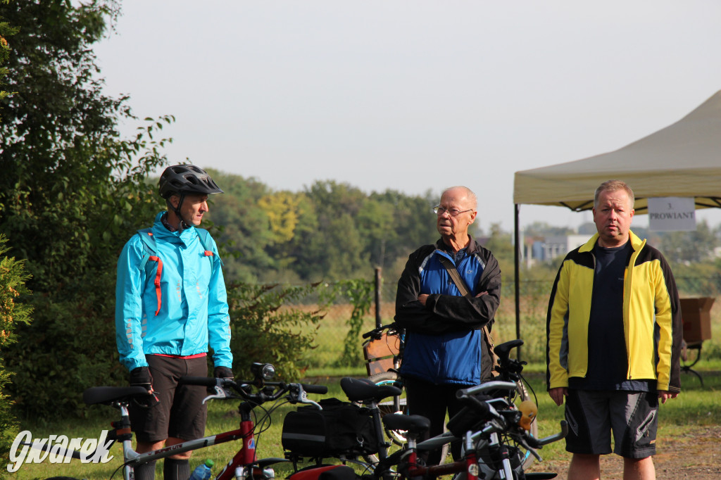 200 rowerzystów jedzie tropami górnośląskiej szlachty
