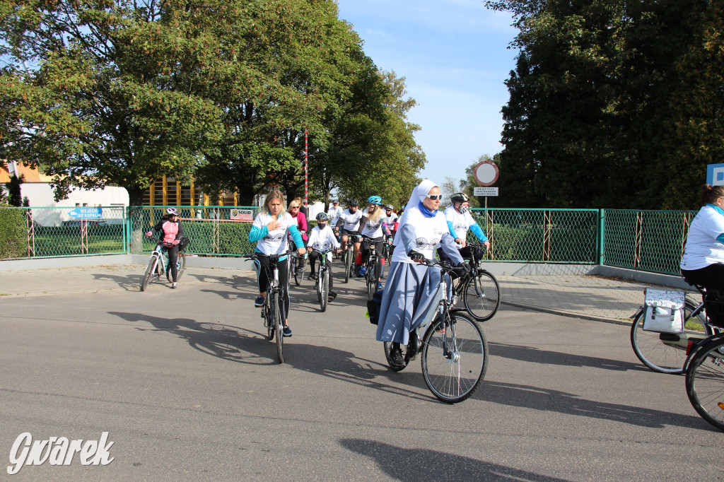 200 rowerzystów jedzie tropami górnośląskiej szlachty